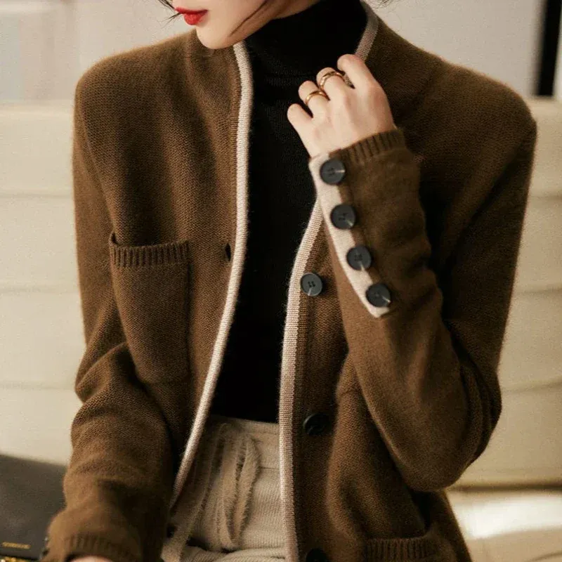Elegant Buttoned Knit Cardigan for Women - Image 3